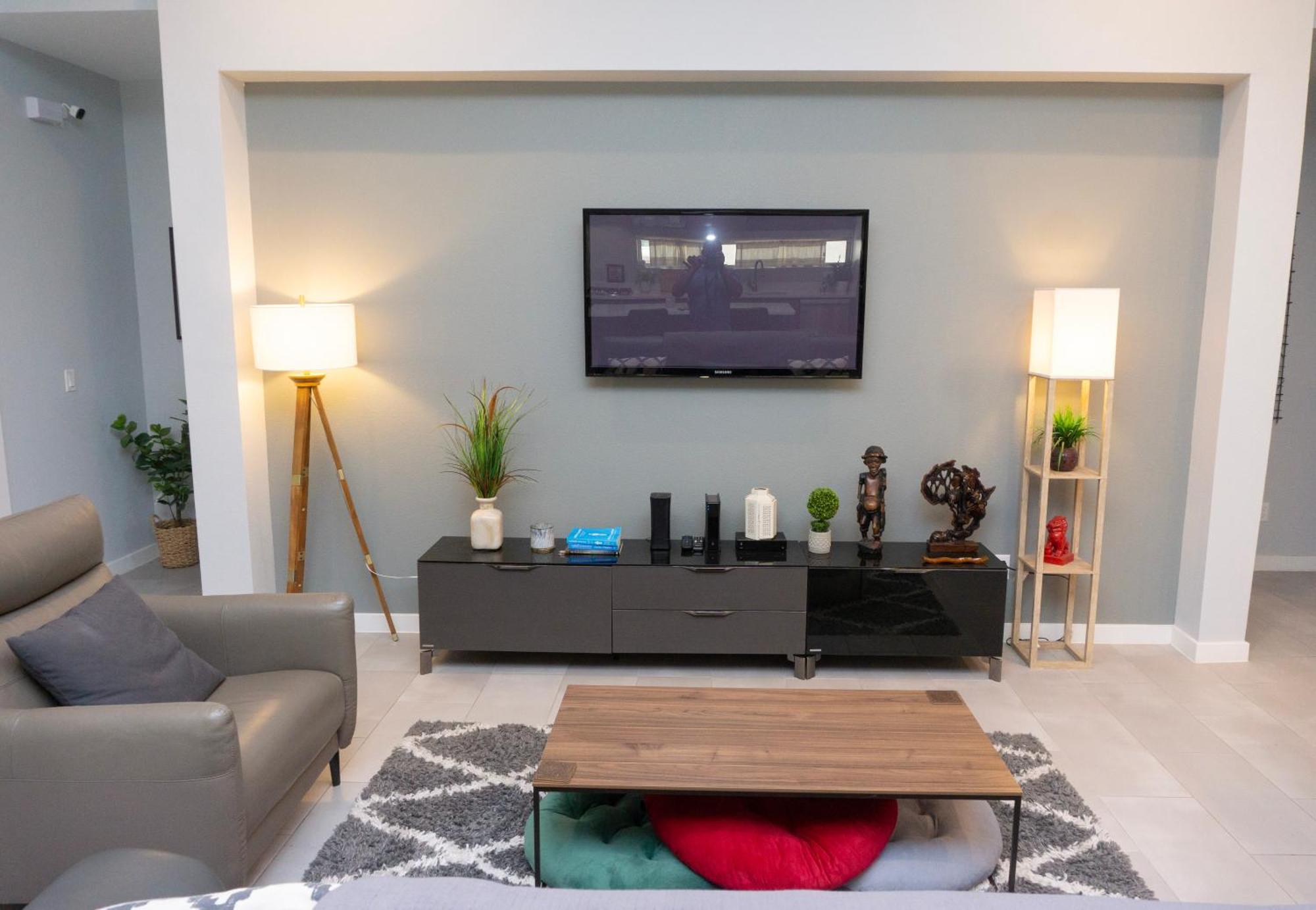 Modern Retreat By Golf Course - 3 Bedrooms And Office Space Horizon City Экстерьер фото